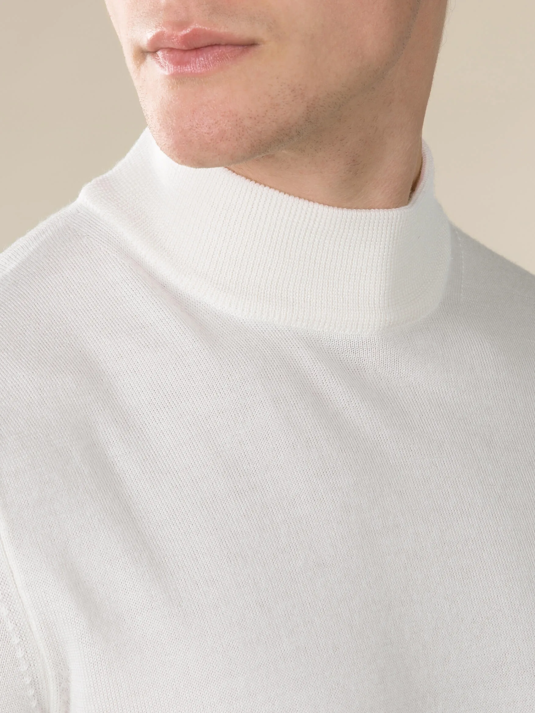 Extrafine Merino Mockneck Ivory