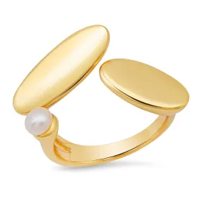 Gold Asymmetrical Disc Ring with Pearl