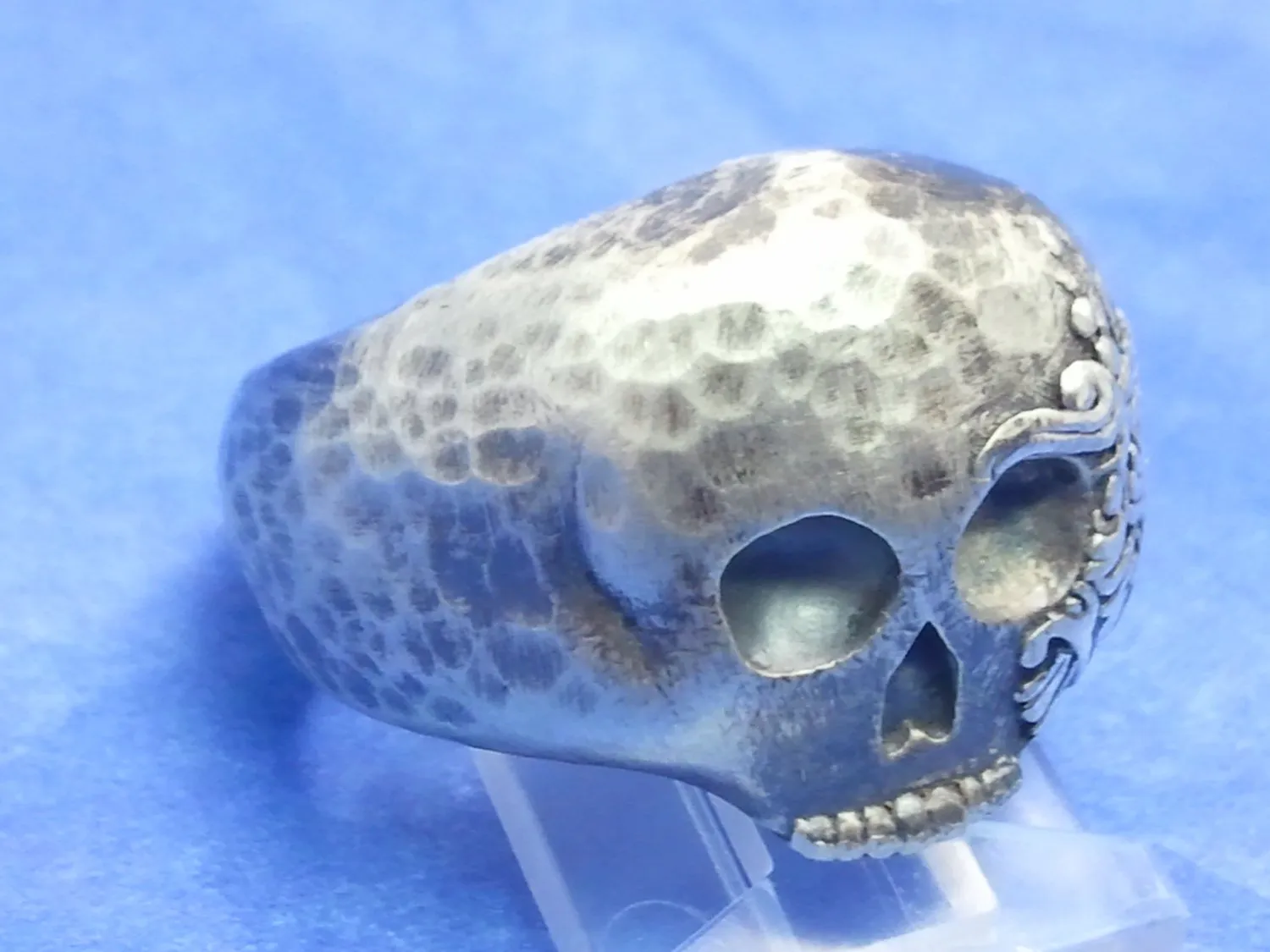 Hammered Fiji Skull Ring-UDINC0023