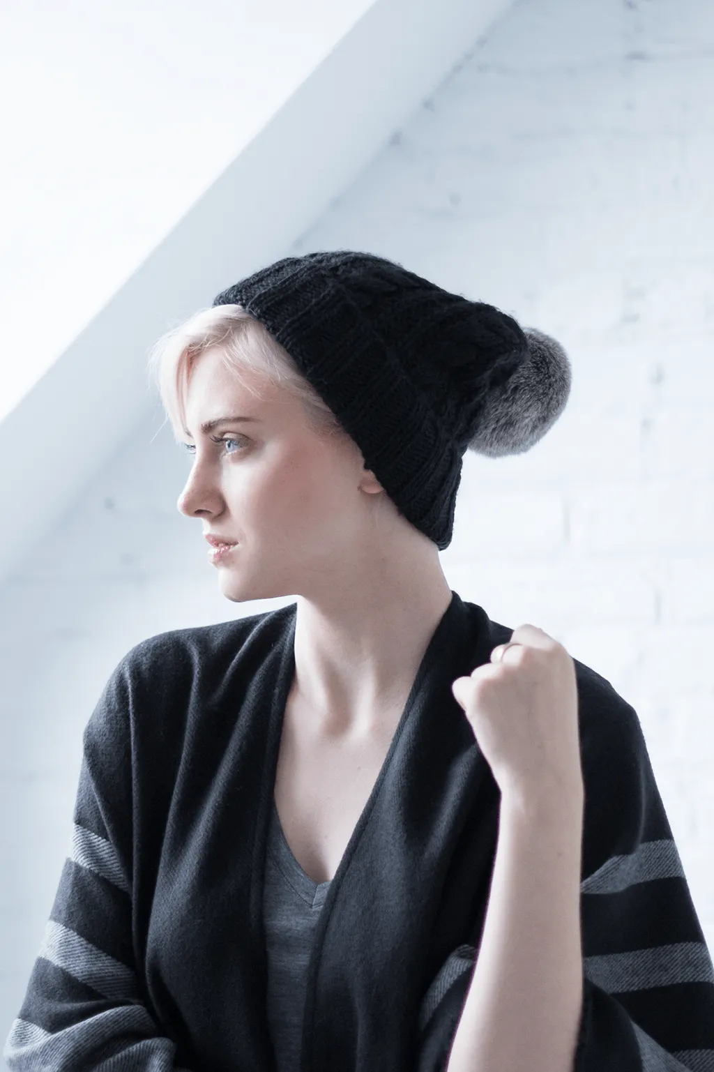 Pom-pom Knit Beanie