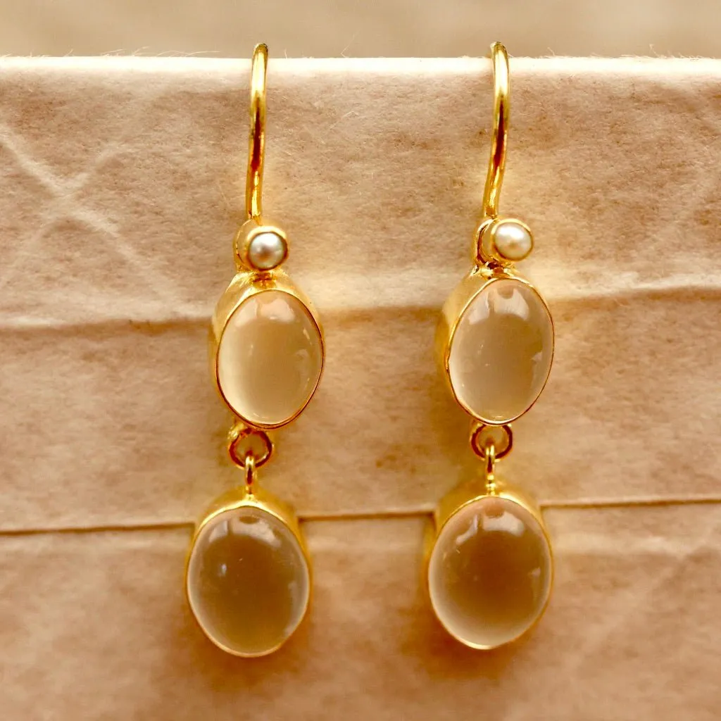 Pont Neuf Earrings: Moonstone and Pearl