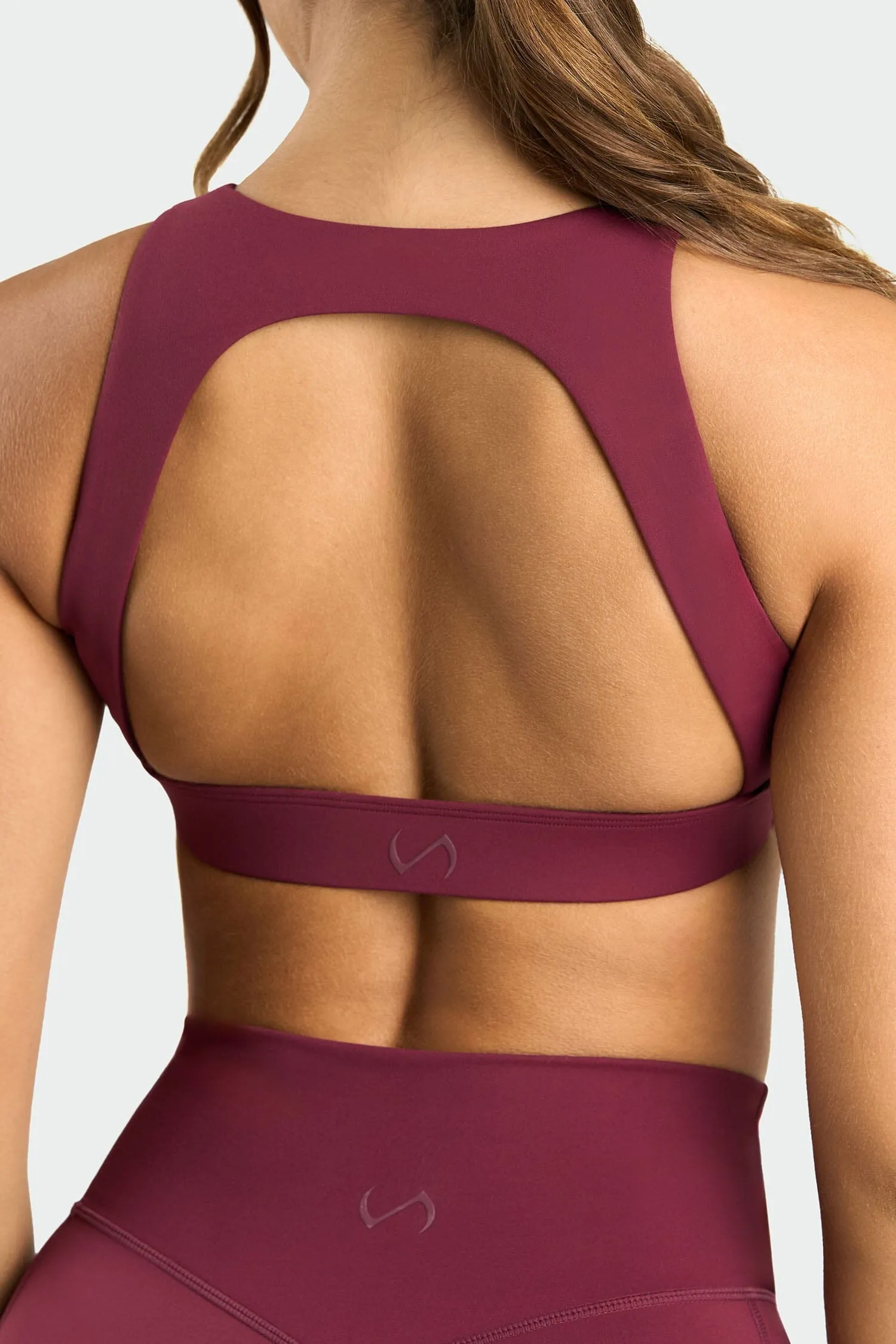 Tempo High Neck Sports Bra