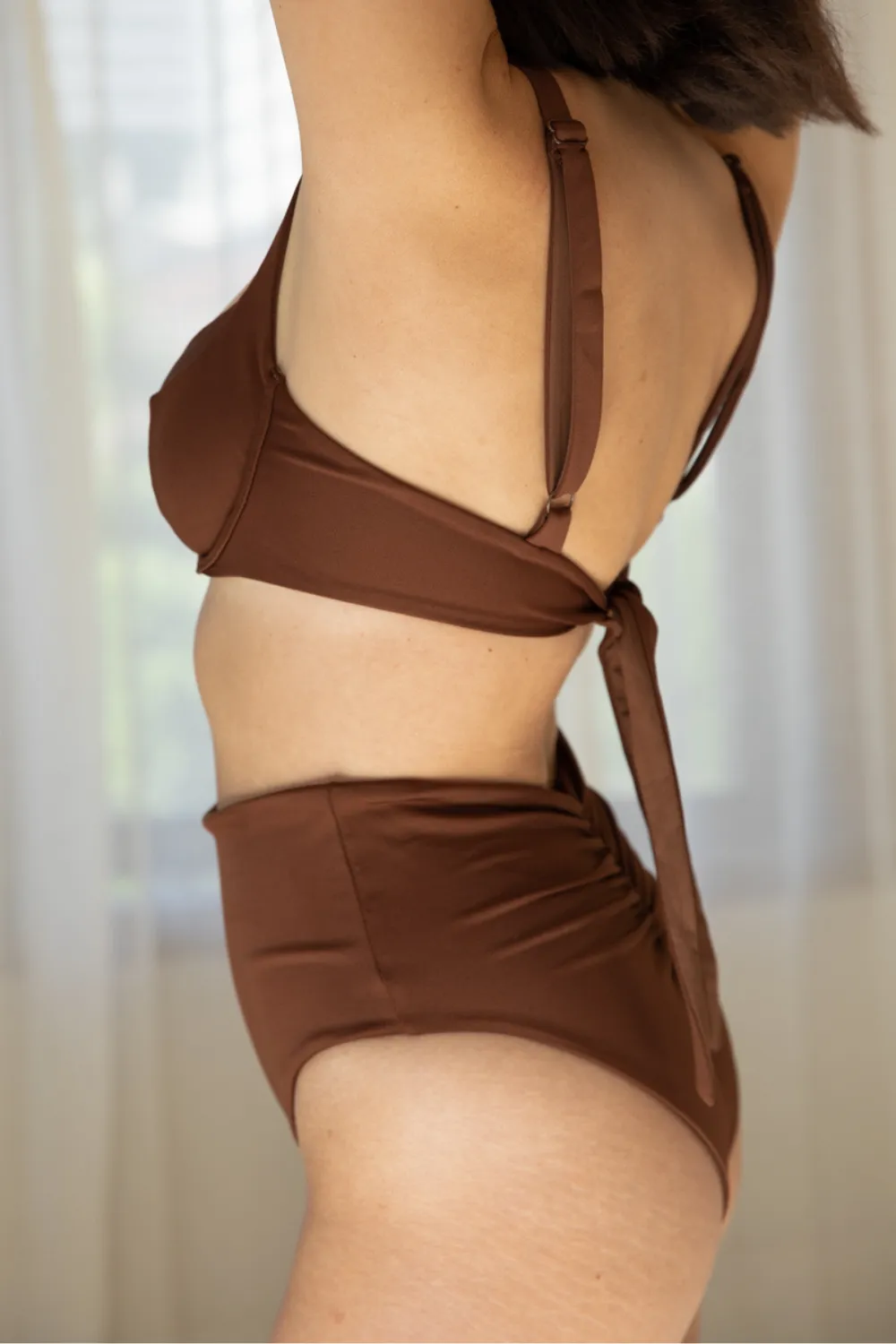 The High-Waisted Scrunch Bottoms - Espresso Brown