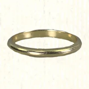 Vintage 1950s Gold Wedding Band by Keepsake in 14K Solid Yellow Gold. Perfect Stacking Ring.