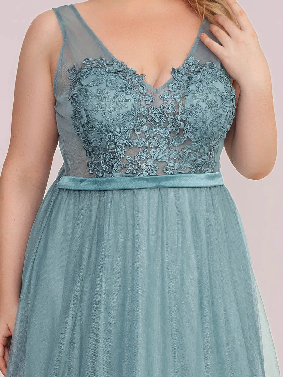 Women's A-Line V-Neck Floral Lace Appliques Bridesmaid Dress