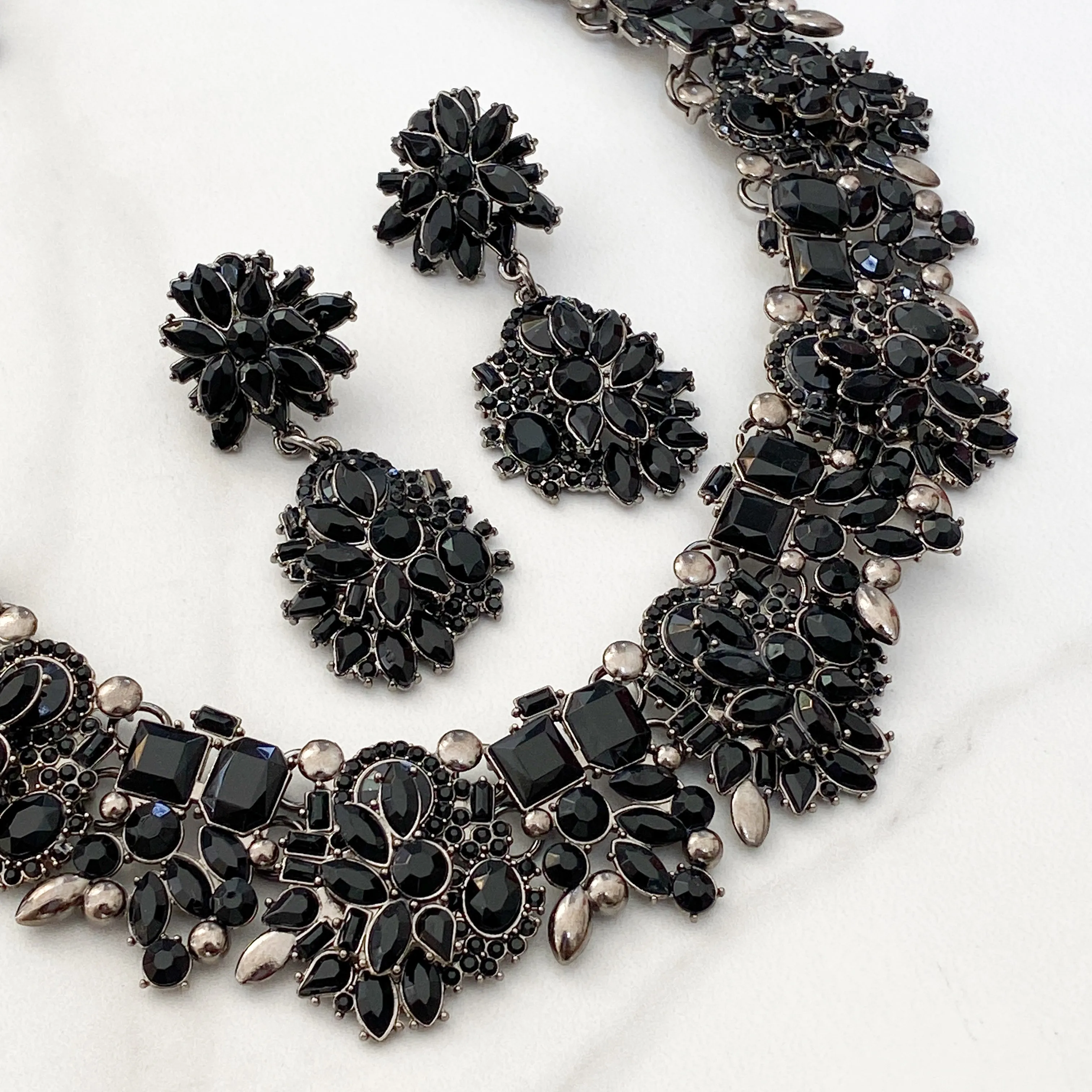 ZIA Black Jewel Necklace & Earring Set